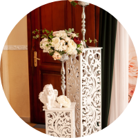 Pillars & Pedestals
